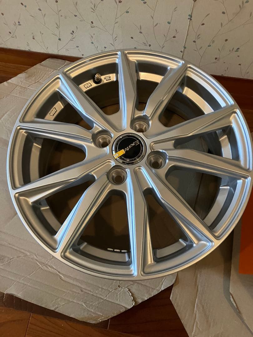 ①ホイール4本セット　15インチ　5.5J +45mm 4穴　PCD100