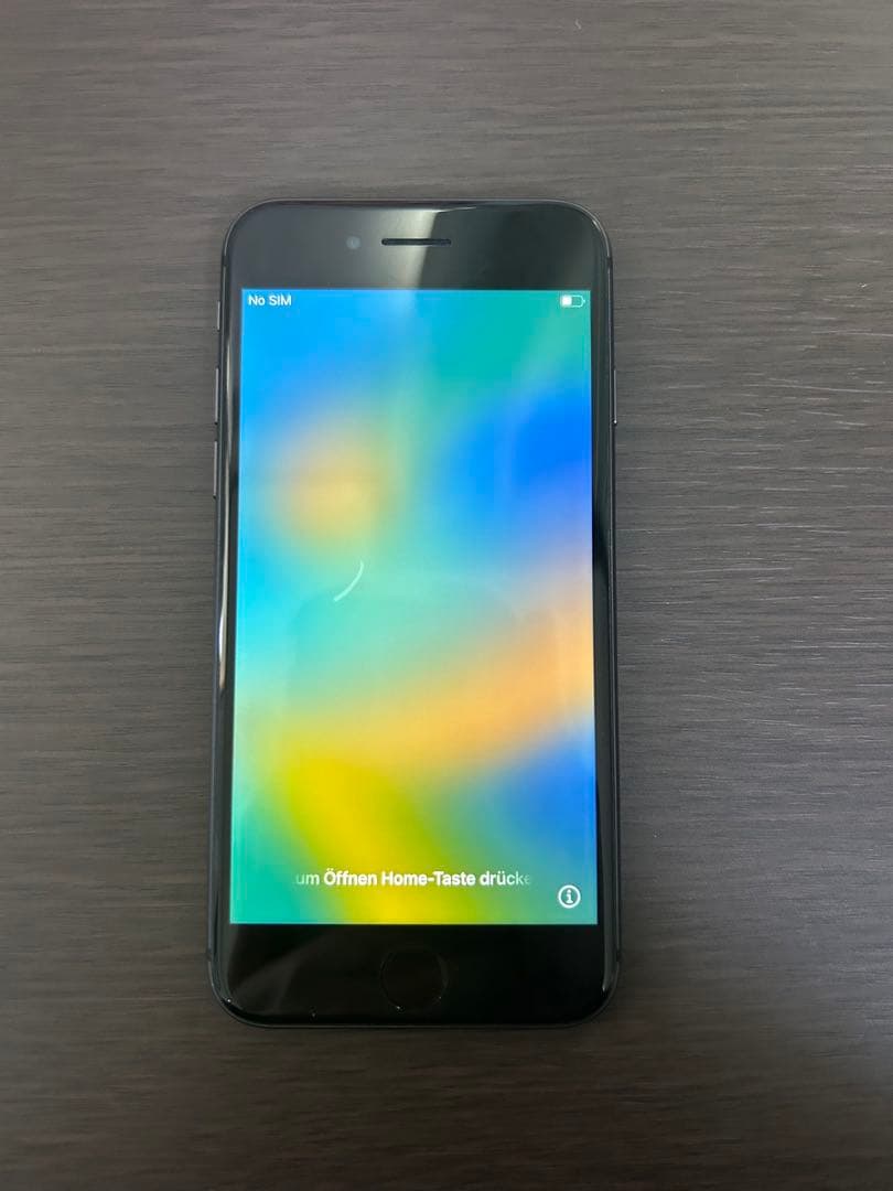 iPhone 8 SIMフリー 64GB スペースグレイ