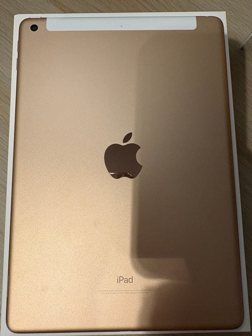 5千円引しましたペン付 iPad第6世代128GB Wi-Fi+Cellular