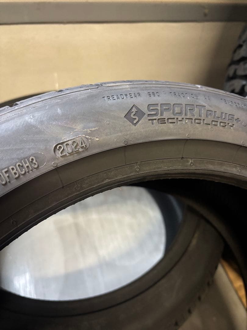 新品Continental DWS06 PLUS 235/40-18 2本