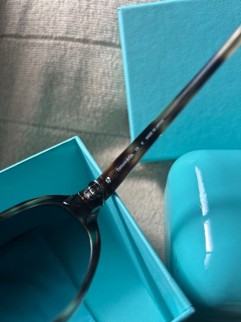 Tiffany & Co. リターントゥハート サングラス TF4063