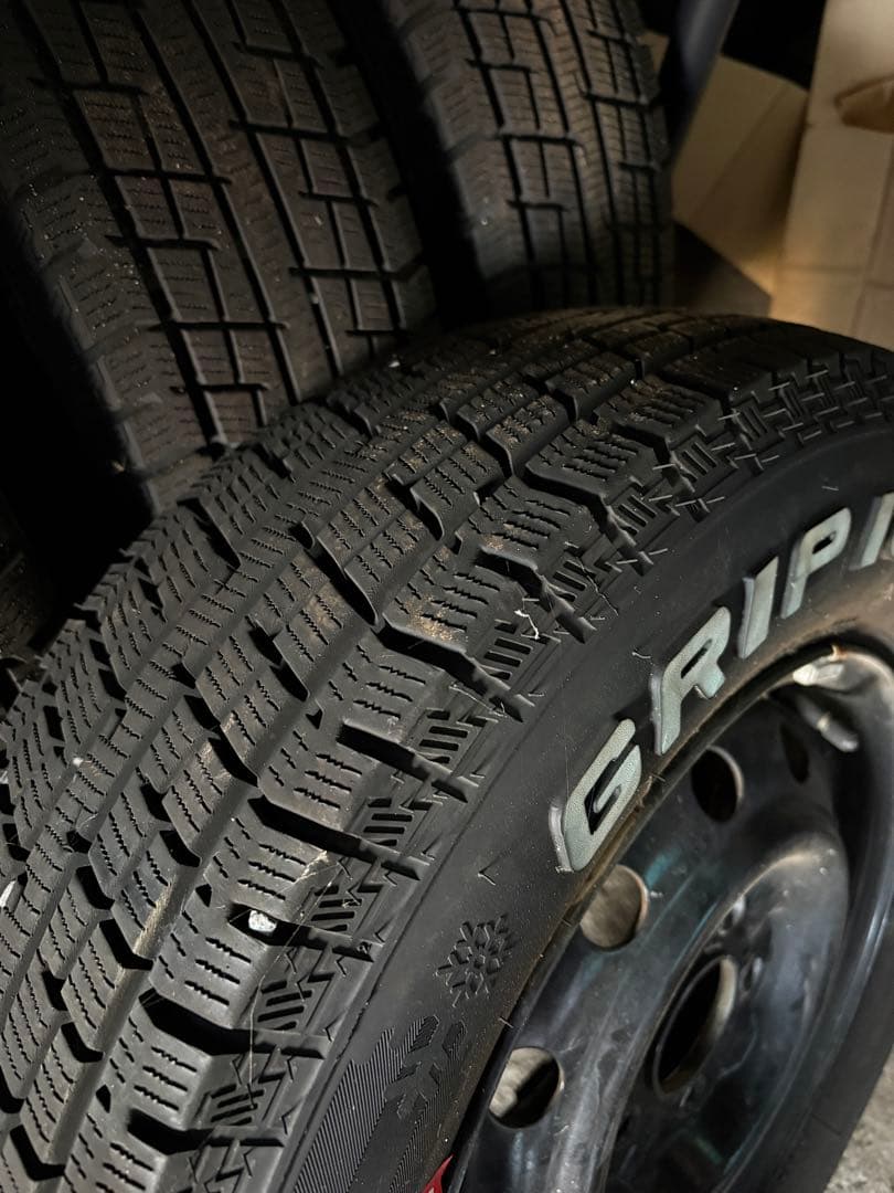 GRIP ICE X スタッドレスタイヤ 185R14C 4本セットホイール付き