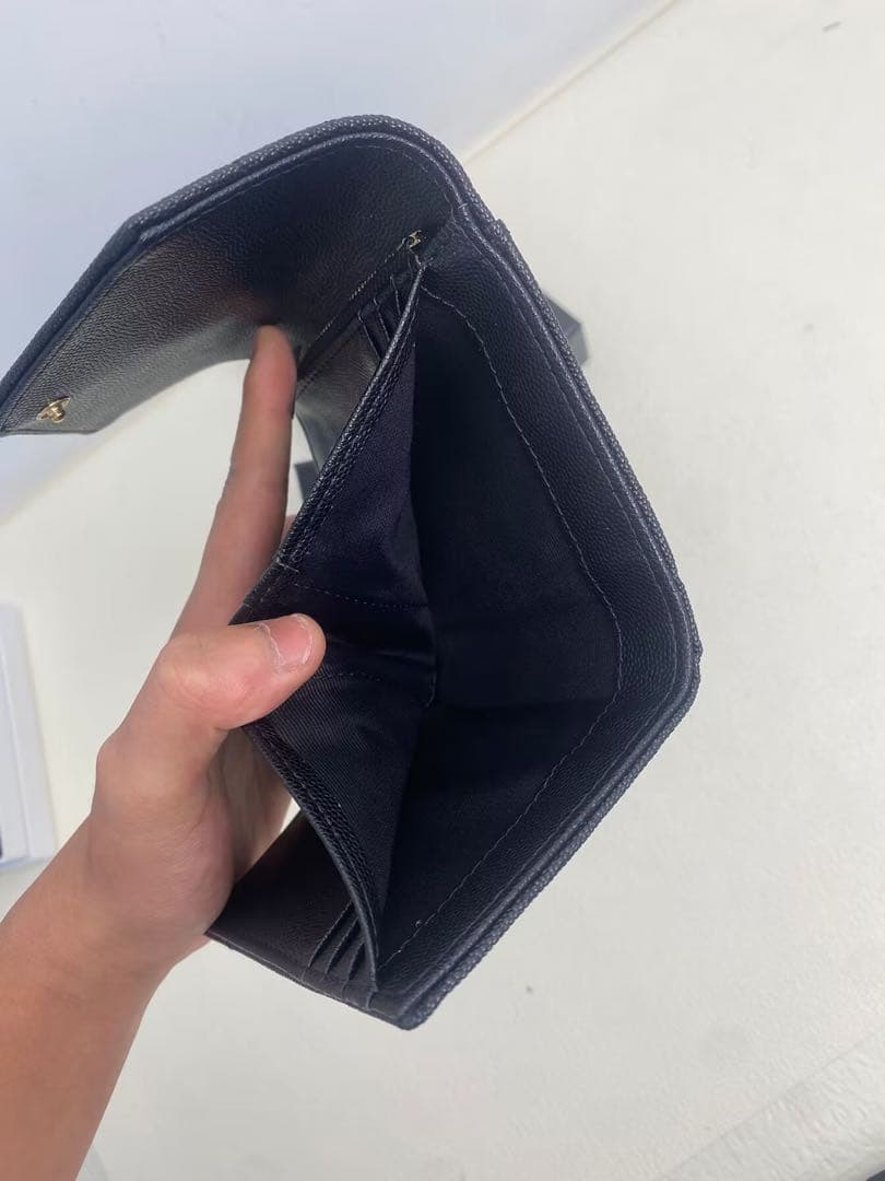 Yves Saint Laurent 三つ折り財布 ブラック