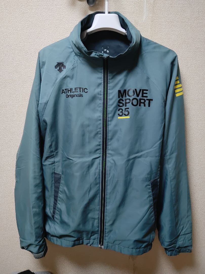 DESCENTE　MOVE SPORT 35 ナイロン裏地付き上下セット