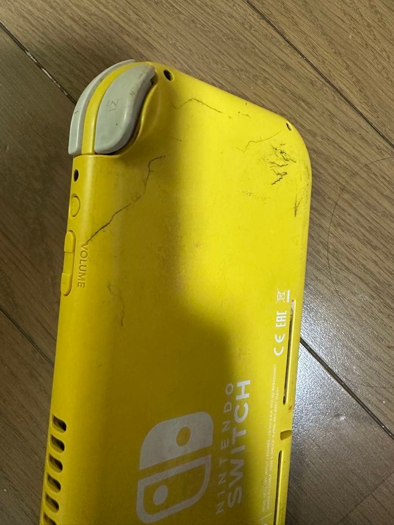 そ*う様 【ジャンク】Switch Lite 黄 右スティック故障