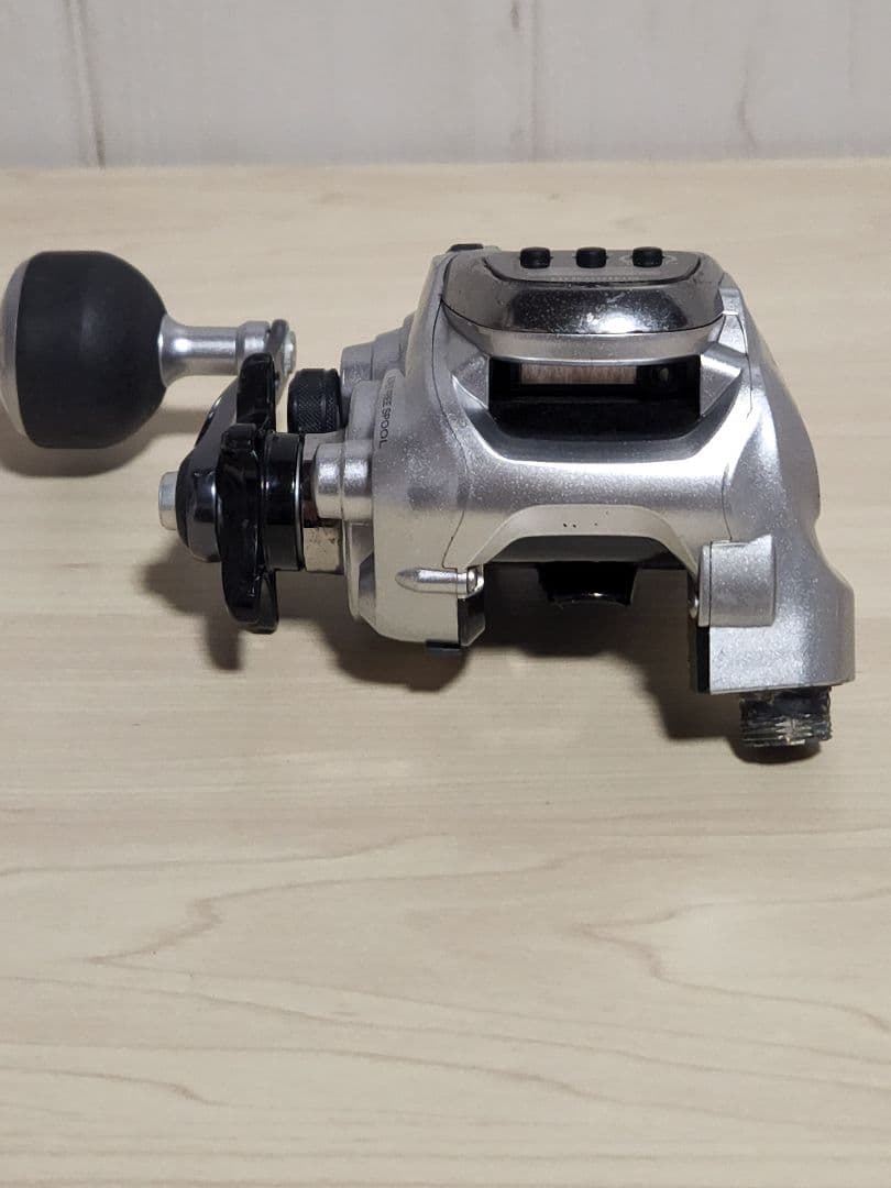 か*d様 今だけ大幅値下げ中‼️ SHIMANO フォースマスター400