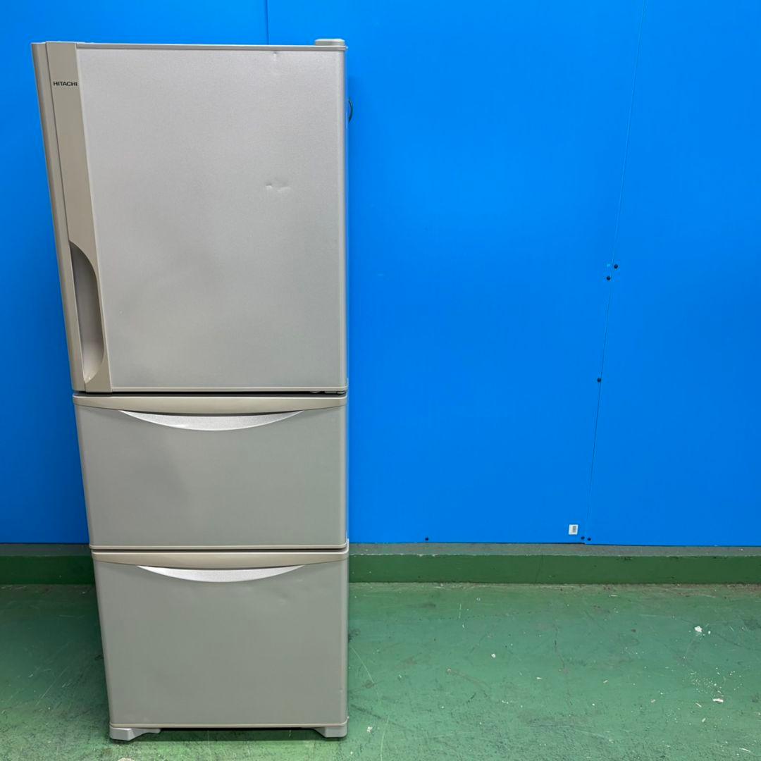 820 1〜2人暮らし用　冷蔵庫　200L〜300L　小型　3ドア　ゴールド