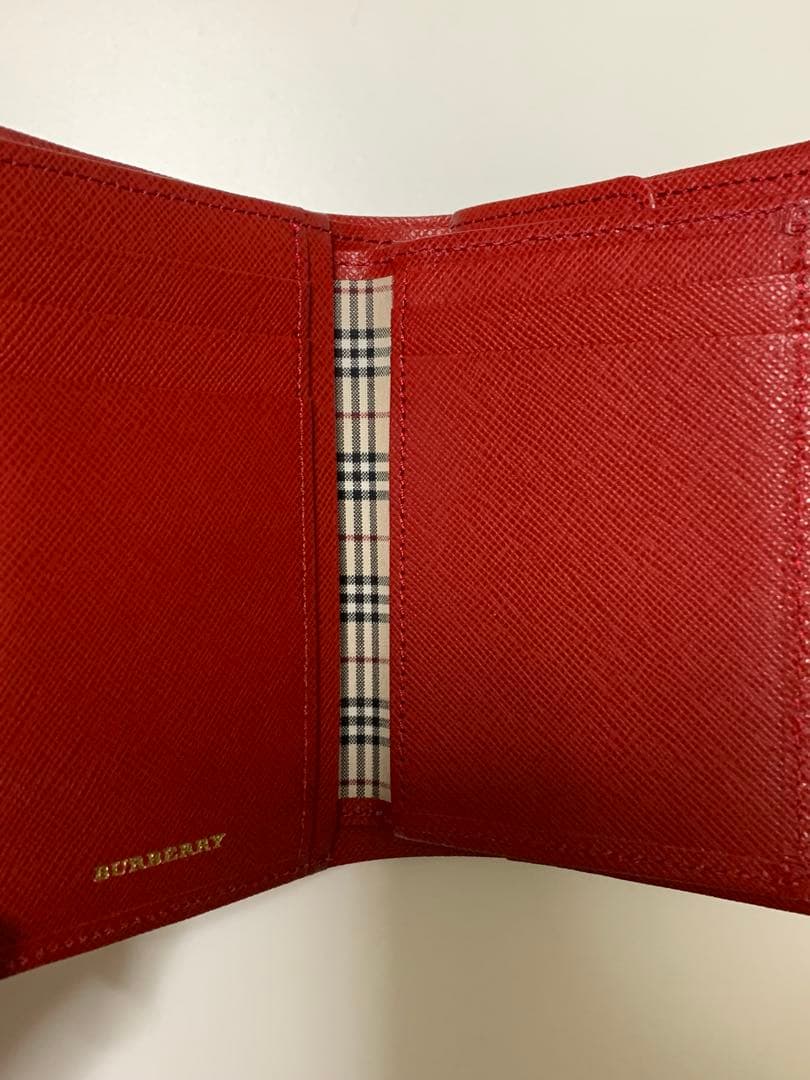 BURBERRY 二つ折り財布 レッド 箱付き