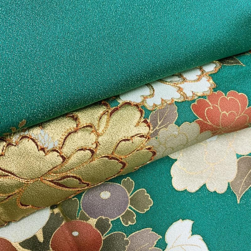 602z35☆振袖 身幅広め 金通し 古典柄 金駒刺繍 金彩☆美品 成人式結婚式