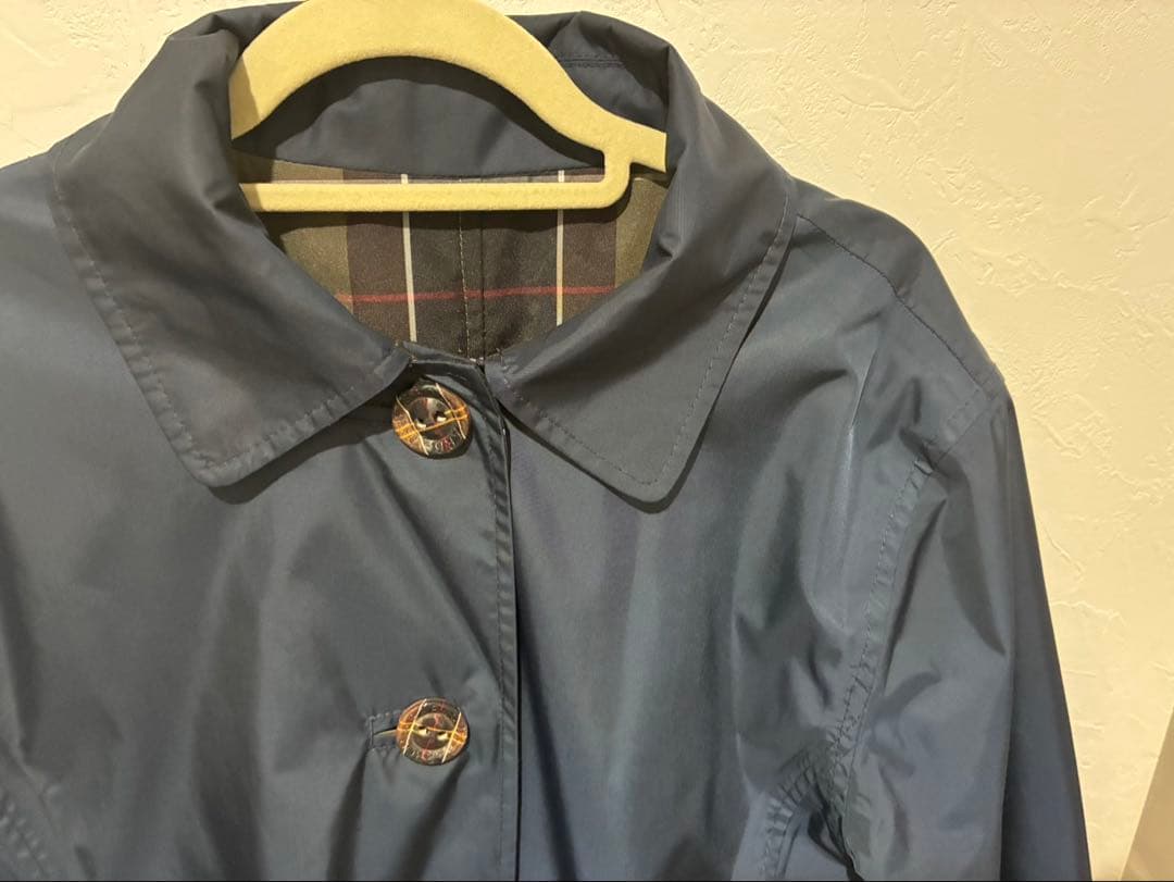 Barbour スプリングコート　リバーシブル　ネイビーとチェック柄