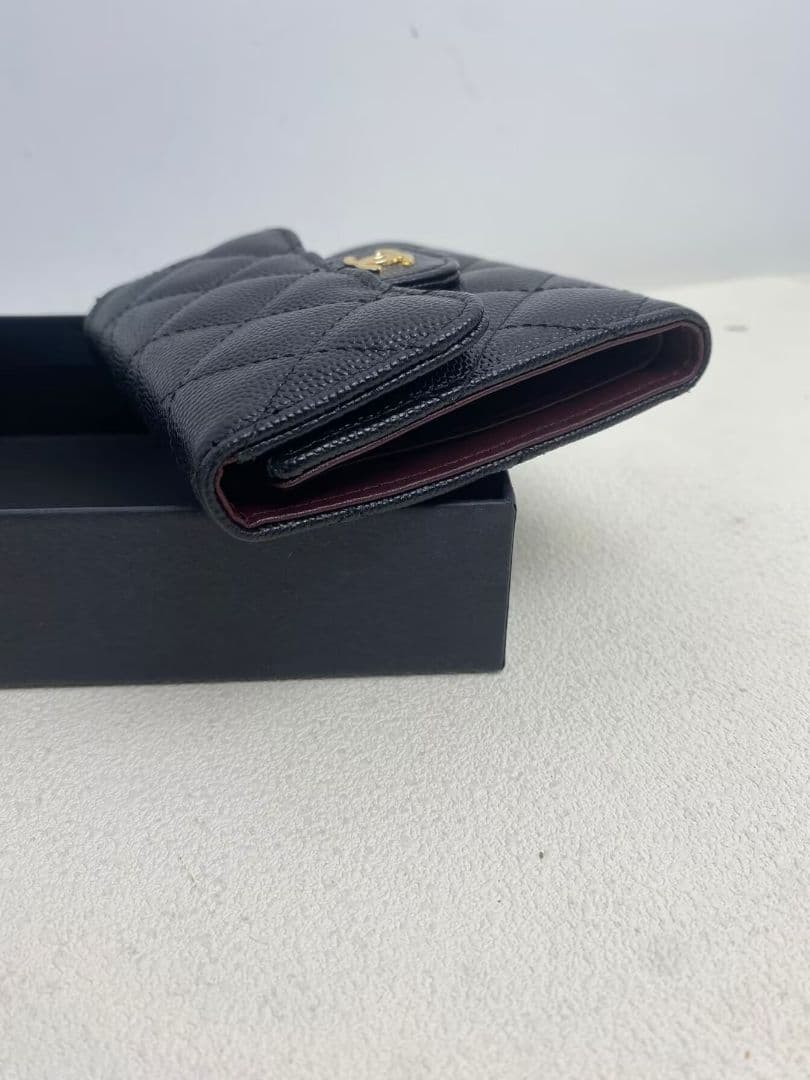 ma-3☆さん　CHANEL ブラック 三つ折り財布