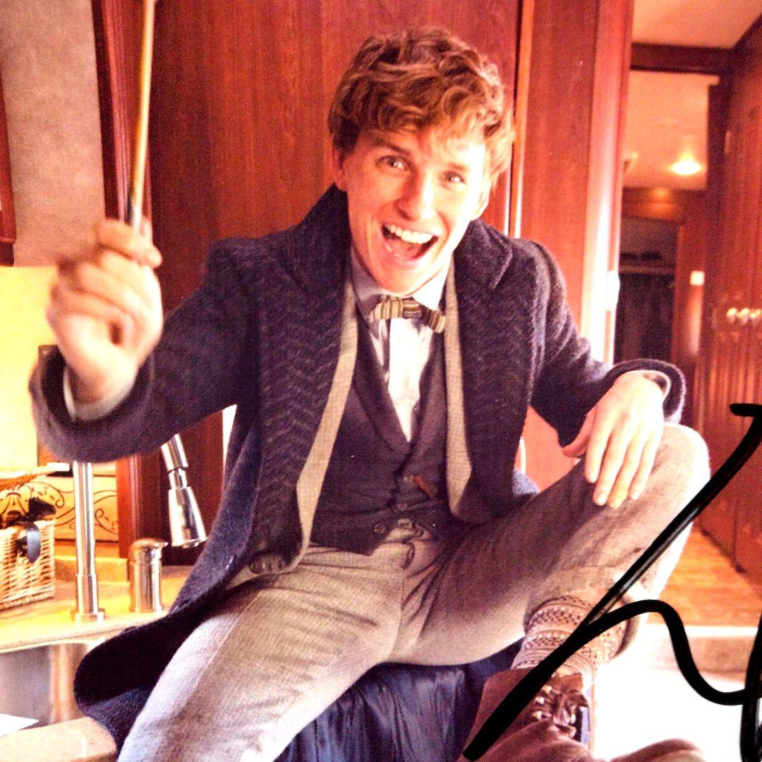 エディ・レッドメイン直筆サイン入り2Lサイズ写真…Eddie Redmayne