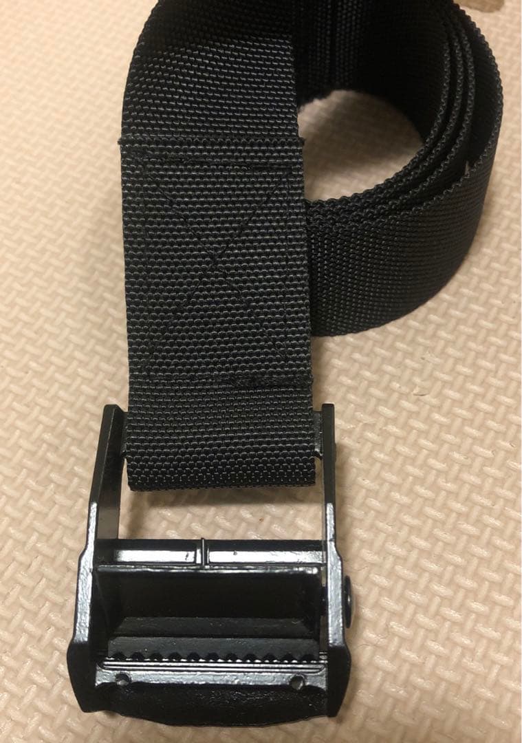 スズムシ　CORECISE ノルディックハムストリングカールストラップ