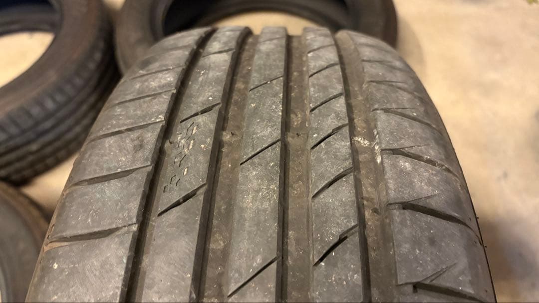 205/55R17 サマー　タイヤ　クムホ　4本セット