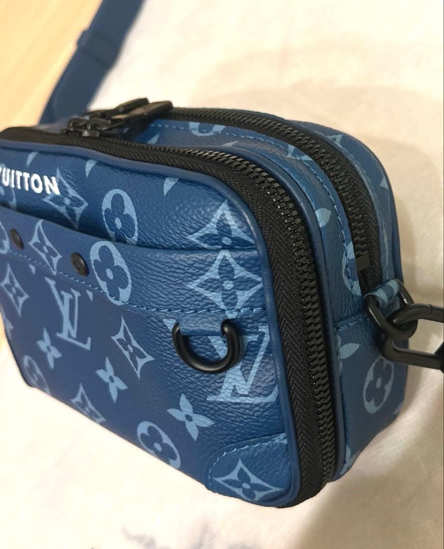 LOUIS VUITTON モノグラム トーン ナノ アルファ ウェアラブル