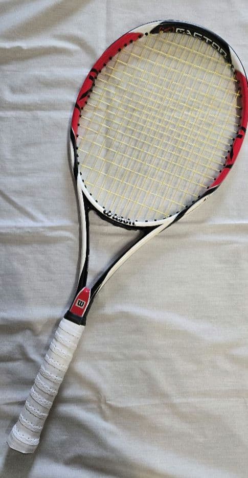 Wilson k six one 95 テニスラケット 2本セット（ケース付き）