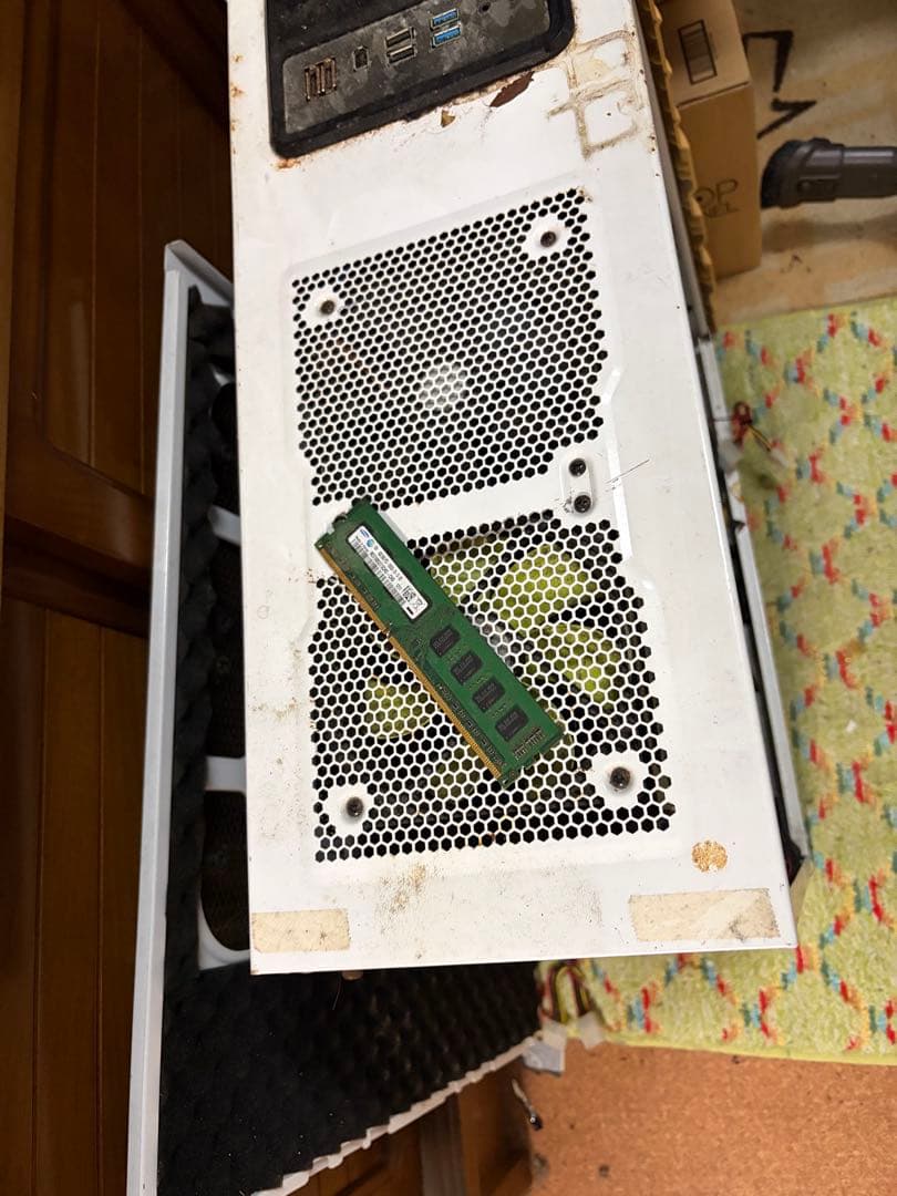 R*0様 ジャンク品　PC3台とPCパーツ　ゲーミングPC　デスクトップPC
