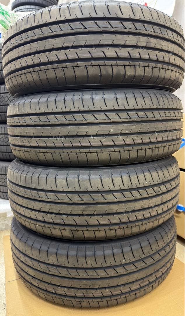 新車外し 205/55R17 ノアヴォクシー BluEarth GT 4本セット