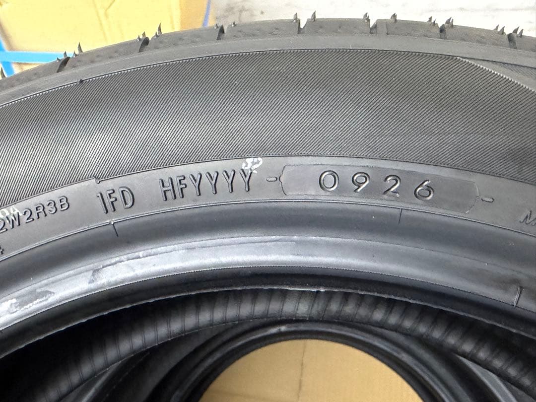 新車外し 205/55R17 ノアヴォクシー BluEarth GT 4本セット