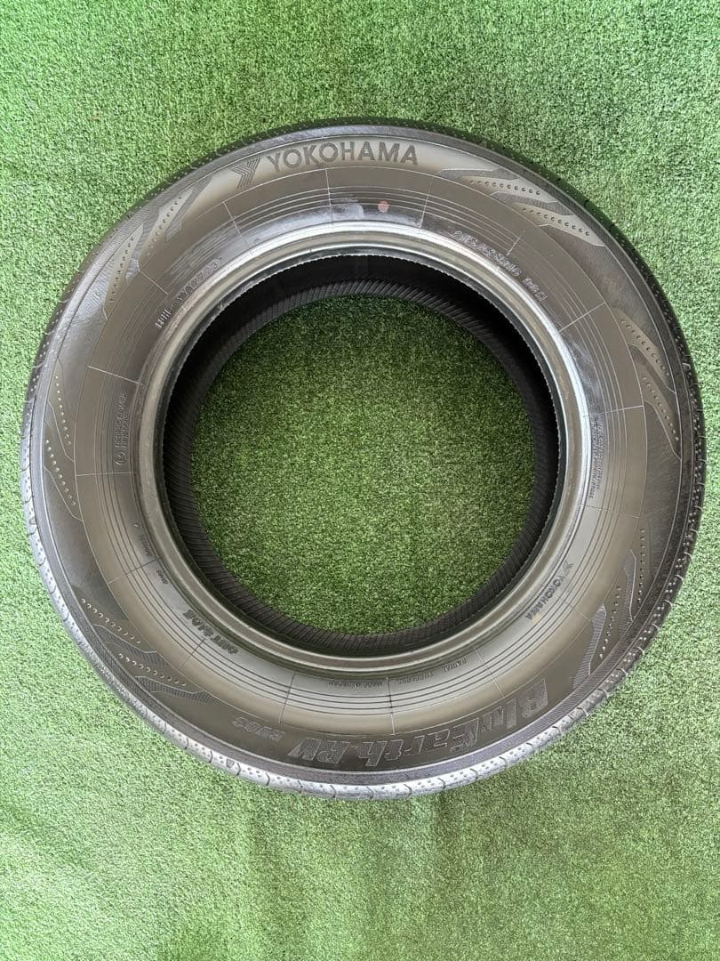 タイヤ・ホイール F158-YOKOHAMA BLUEARTH-RV RVO3 215/65R16