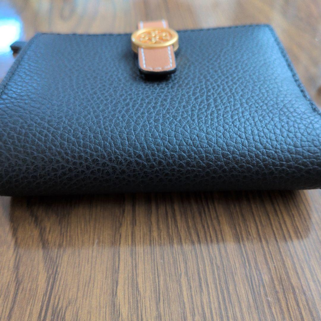 Tory Burch 黒 二つ折り財布