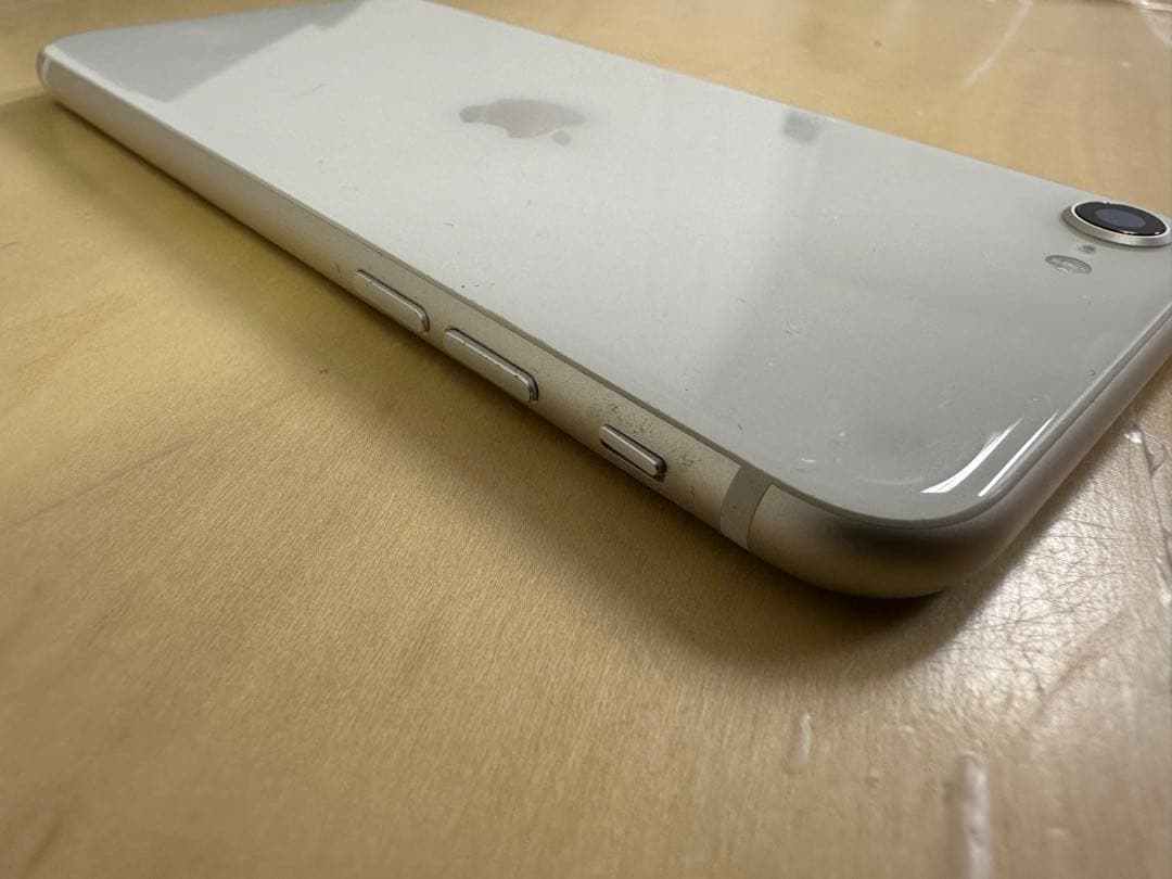 512gb Apple iPhone SE3（第3世代） ホワイト