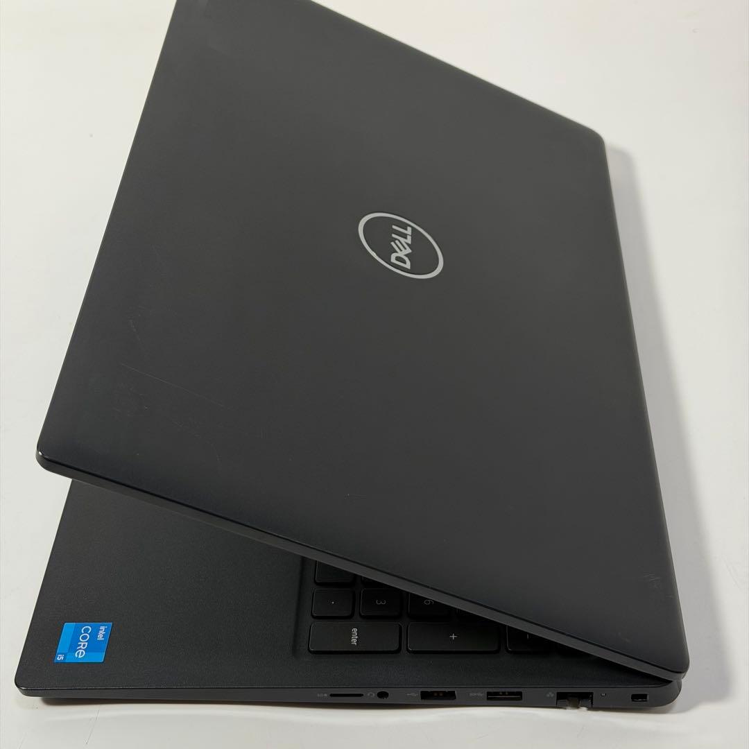Windowsノート本体 07.Latitude3520 / i5-11/ 16GB/ 512GB
