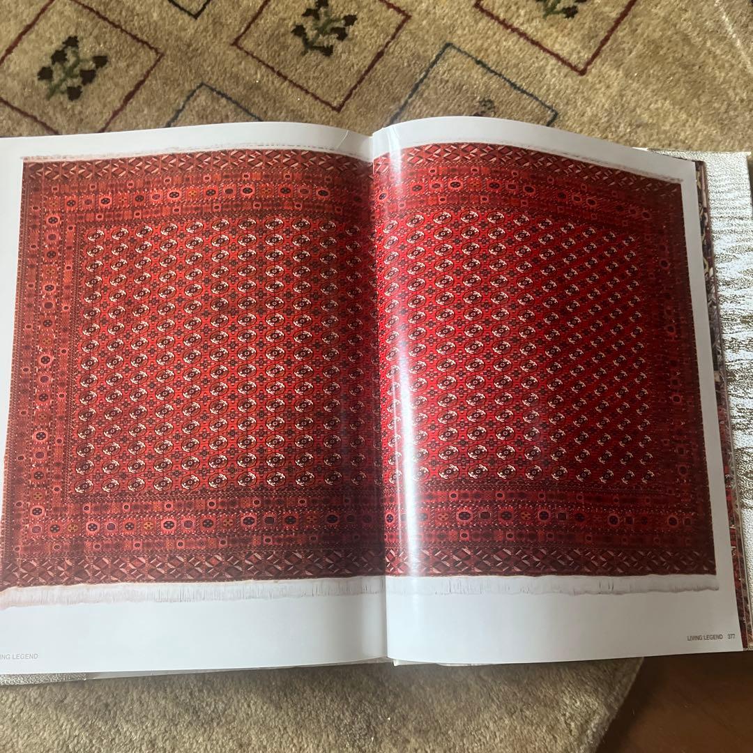 Living legend Turkmen carpet トルコカーペット