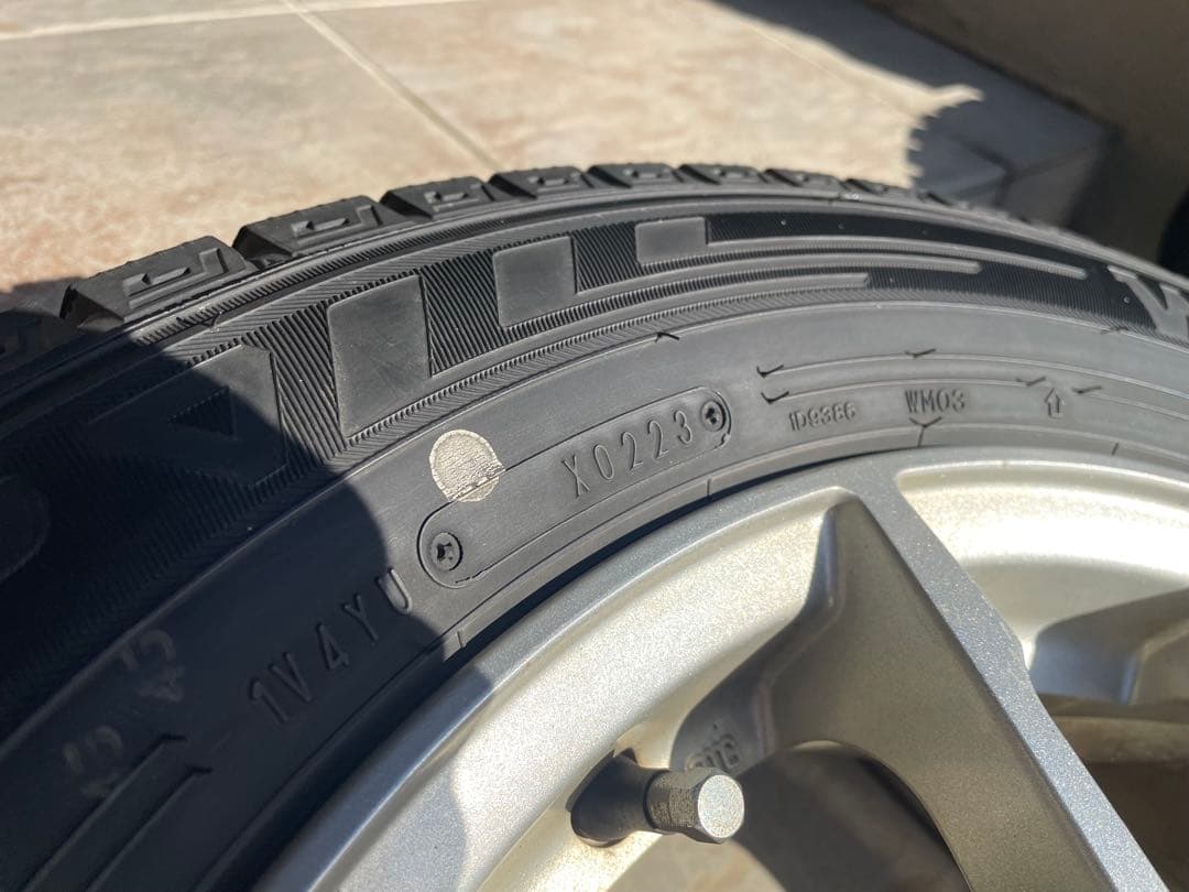 専用出品①175/65R15 スタッドレスアルミセット　訳あり特価　２本分