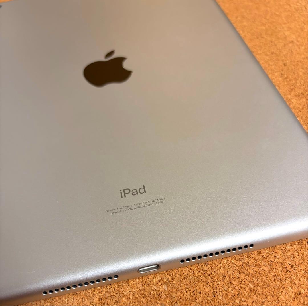 iPad9 第9世代 64GB 最新OS WiFiモデル