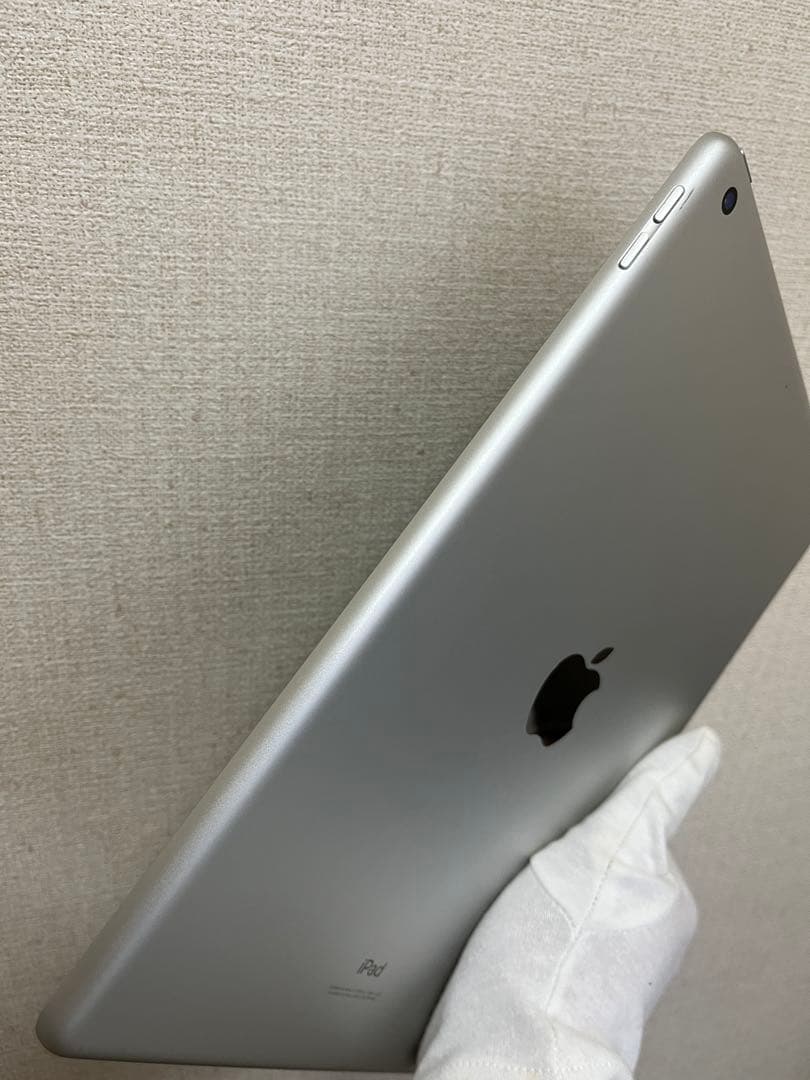 Apple iPad (第9世代) 64GB シルバー Wi-Fi