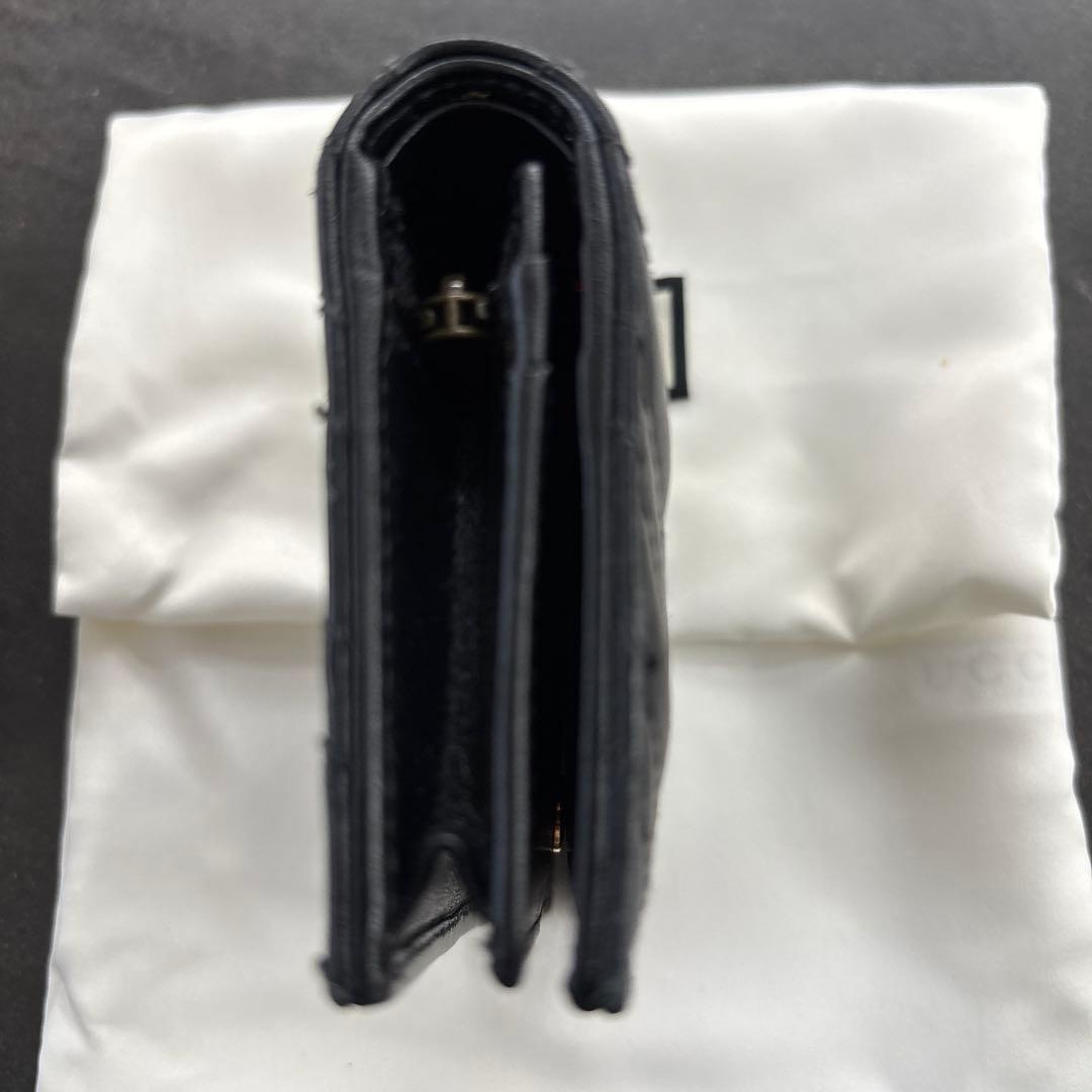 グッチ　２つ折り財布　ブラック　箱付き