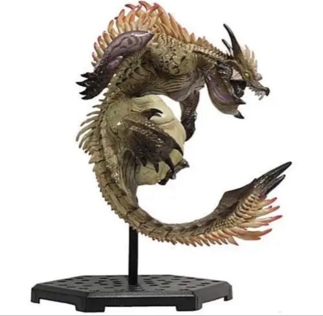 カプコンフィギュアビルダー　スタンダードモデルPlus 神龍3体セット