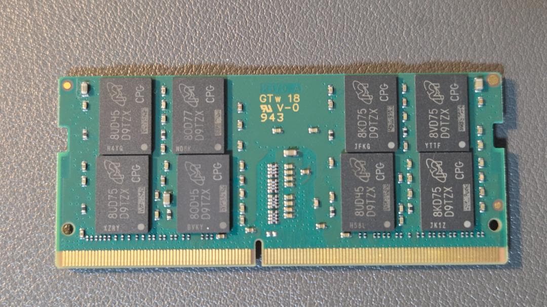 Crucial DDR4-2666 SODIMM 16GB メモリ