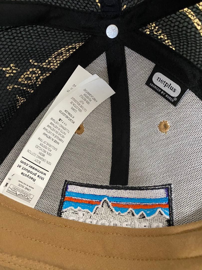 未使用 Patagonia P-6ロゴ トラッカーハット メッシュバック