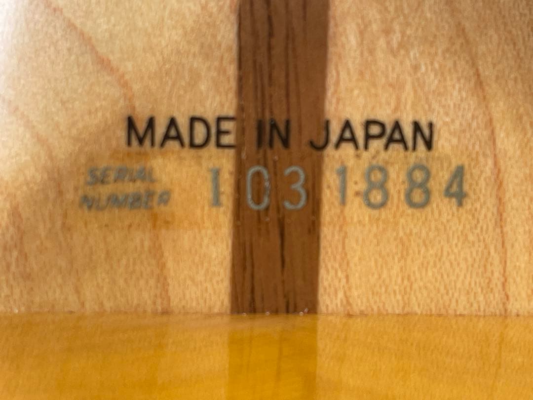 【Fender Japan Stratocasterナチュラル】