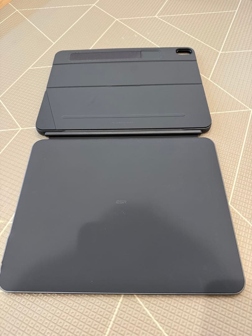 ESR Shift iPad Air 13インチ (M3/M2)