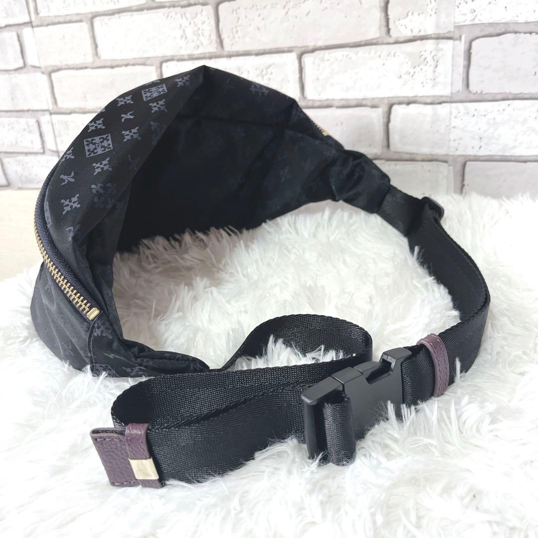 未使用★ラシット　ウエストバッグ ボディバッグ ゴールドロゴ ネイビー　美品