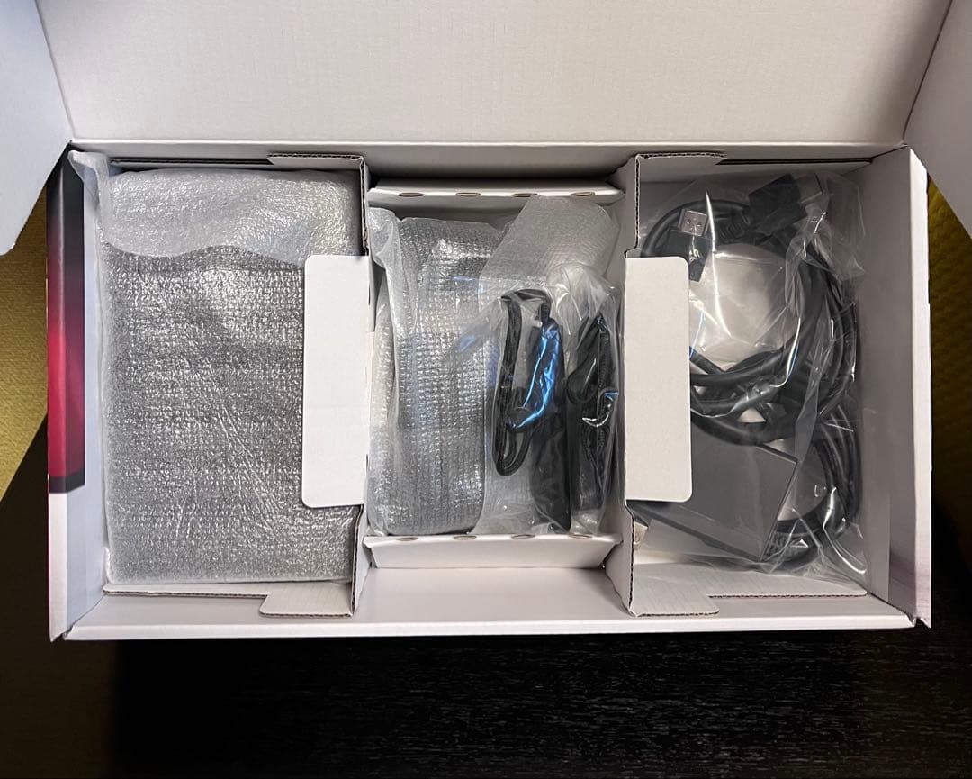 Nintendo Switch 本体 ＋Proコントローラー　画面フィルム付き