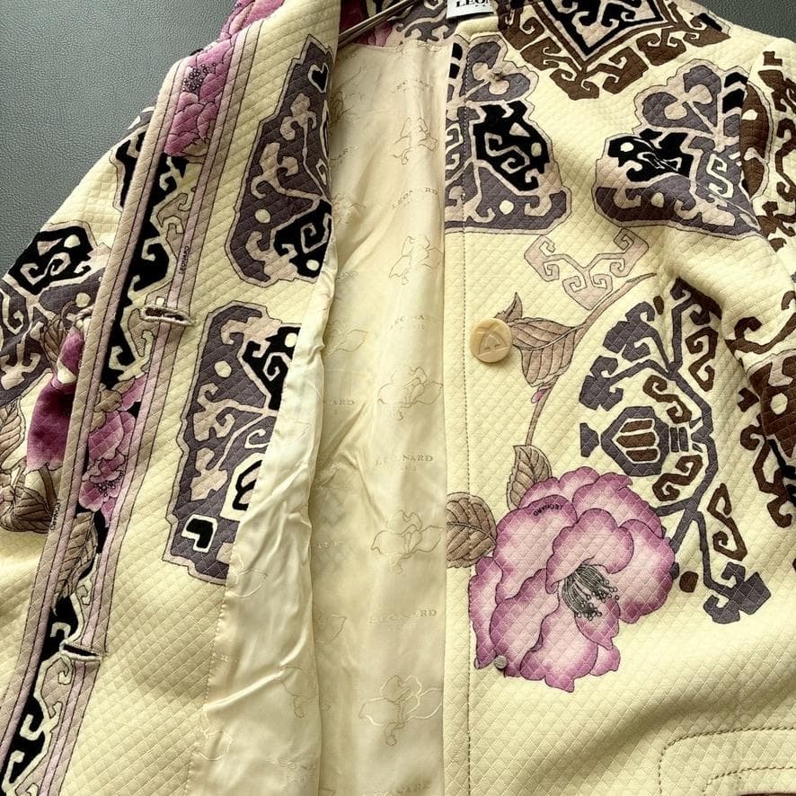 よ*ン様 【大きいサイズ】LEONARD PARIS　キルティング コート 花柄