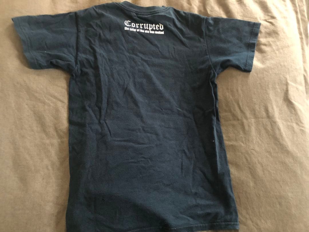 Corrupted ブラック Tシャツ