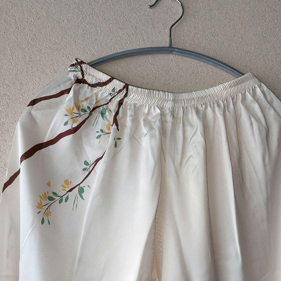 中国製シルク(98％)パジャマ～男女兼用用　XXLサイズ　一等品　新品　未使用品