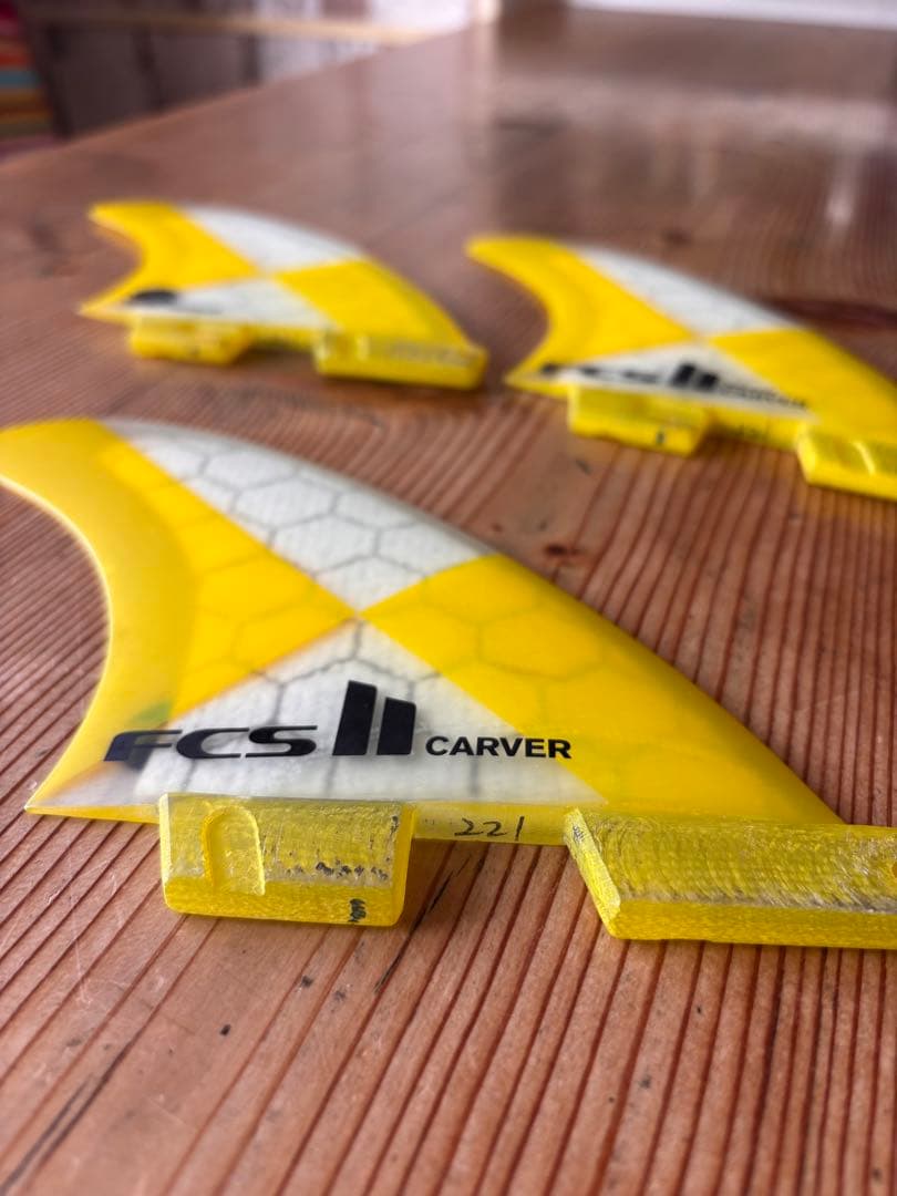 FCS II Carver サーフボードフィン 3枚セット