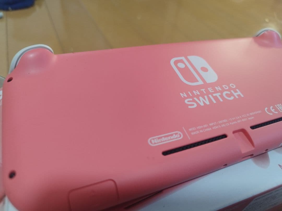 美品【512ギガSDカード付】Nintendo Switch Lite 本体