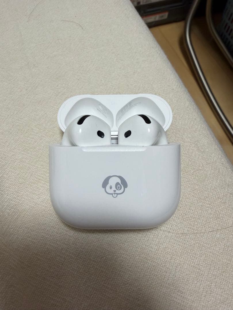 犬の刻印あり アクティブノイズキャンセリング搭載AirPods 4