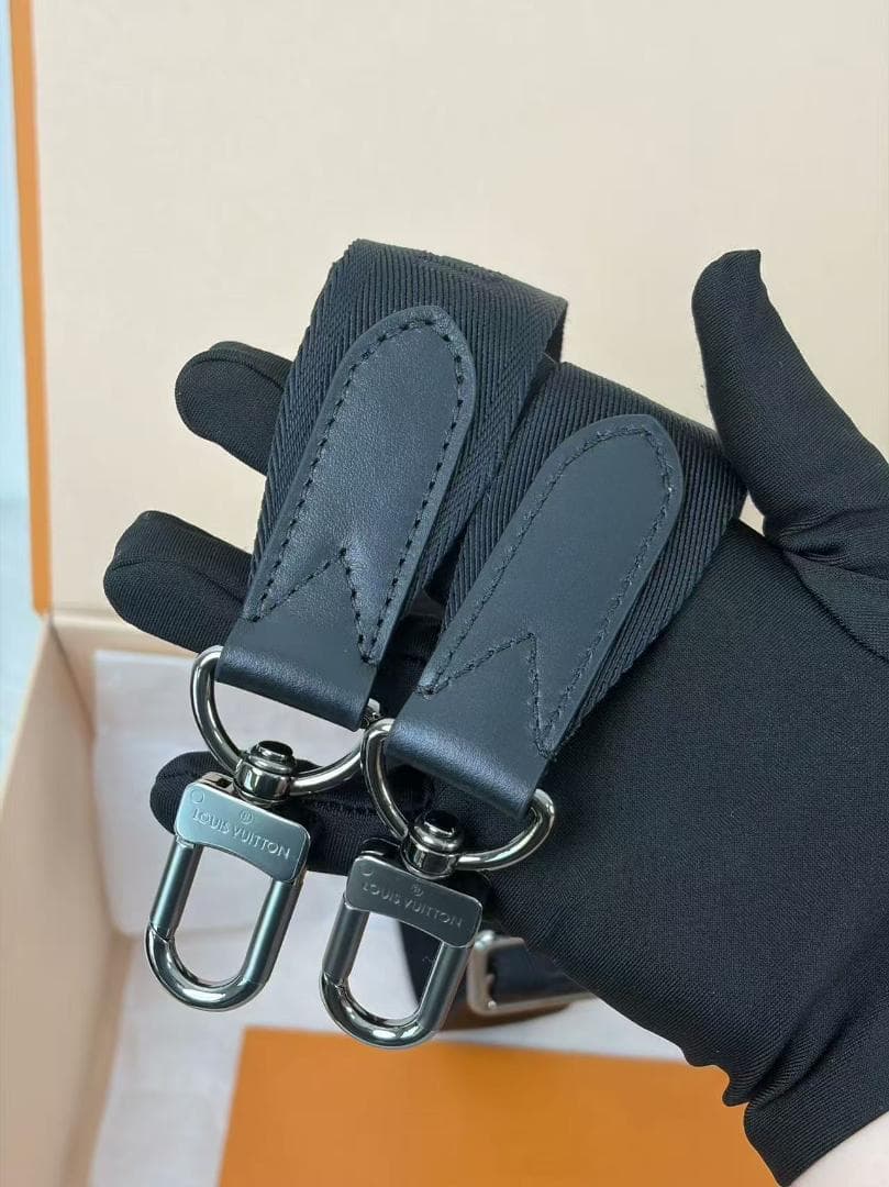 Louis⭐️ Vuitton ブラック ドラムバッグ~~~~