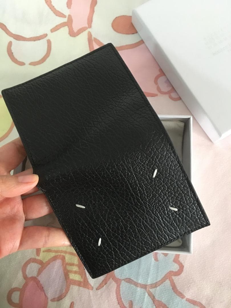【超美品】黒　折り財布　2つ折り