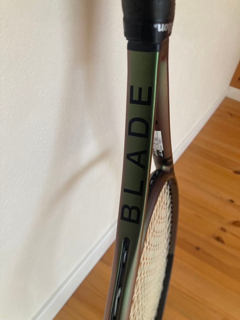 【超美品】BLADE 100 V8
