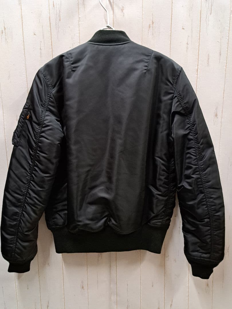 ALPHA INDUSTRIES MA-1 ミリタリージャケット 黒