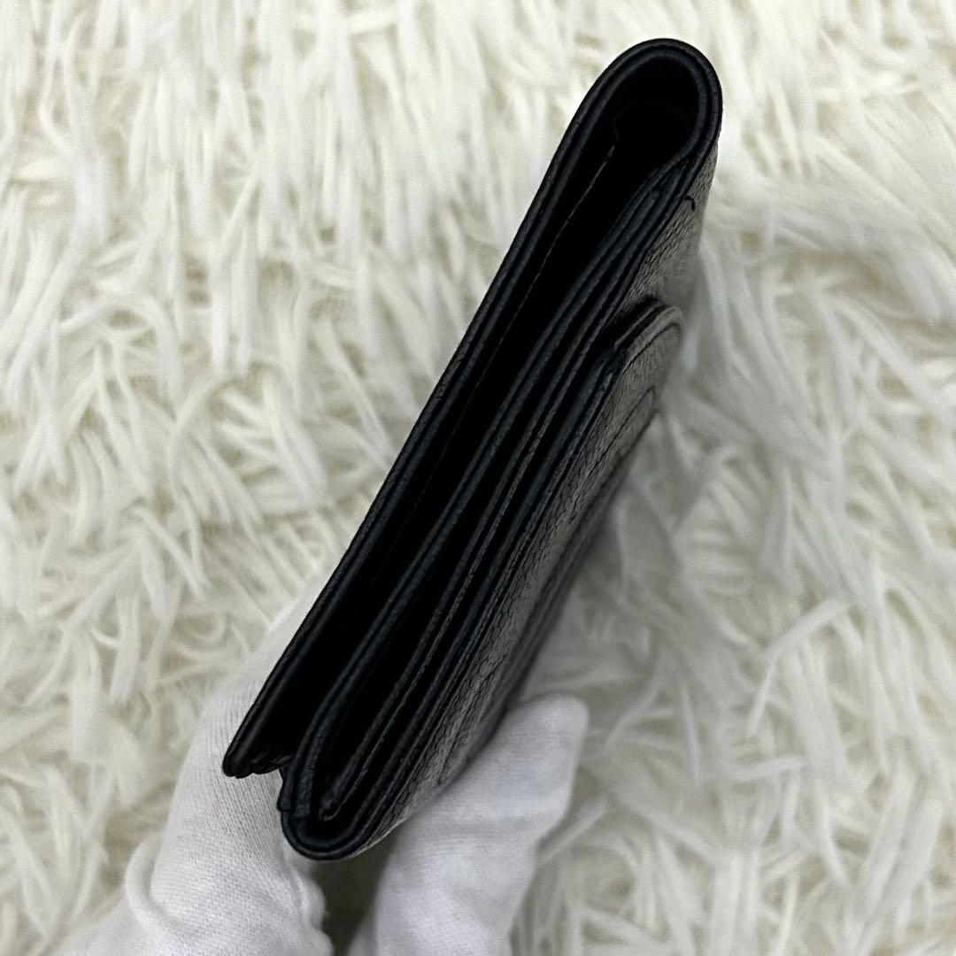 【美品】CHANEL キャビアスキン ココマーク 二つ折り財布 ブラック